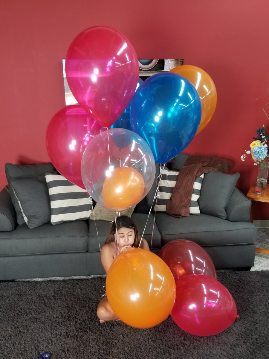 loonergirls's tweet photo. From the next #LoonerGirls Update #Balloons @BalloonFetish #Ballons #BalloonFetish https://t.co/nTRtzMbT3T
