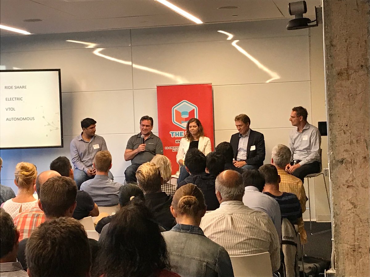 skyvc_'s tweet image. All star panel debating piloted v. autonomous for air taxis to gain traction #urbanairmobility #hivedata