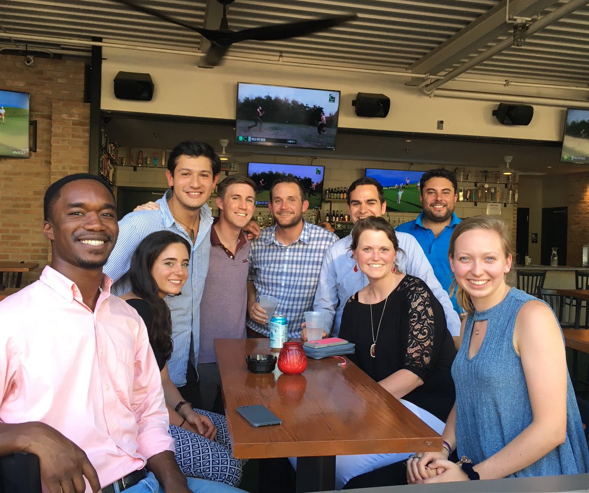 dunnamtita's tweet photo. Thanks #AmandaMartinez for organizing HH for #pagers and our amazing @PageThink #2018interns https://t.co/RXPyLejzGR