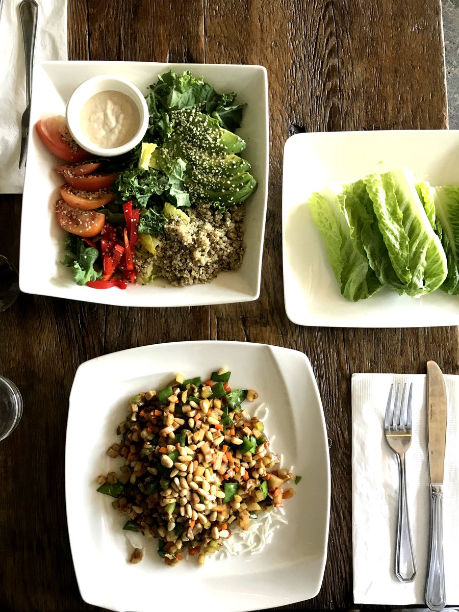 Avocado quinoa salad + pine nuts and mix vegetable with crisp lettuce wraps. Get your fix of plant-based eats today and every day here at Amituofo Vegan Cuisine. Come visit us soon!
#whatveganseat #brooklynveganrestaurant #nycvegan #vegannyc #amituofovegancuisine #vegan