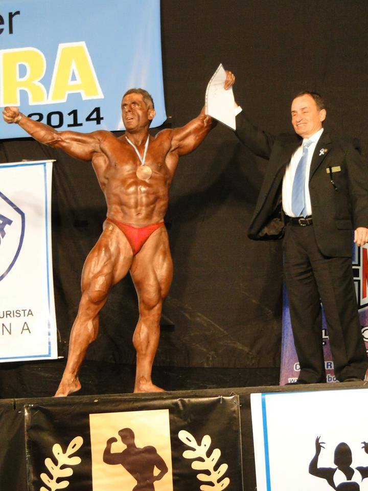 yebraproleague's tweet photo. there are a lot of bodybuilders and powerlifters following a crazy leaders ,you can't learn how to train until your limits watching youtube videos #mindovermuscles #realbodybuilding #realpowerlifting https://t.co/rxjj45mmLA