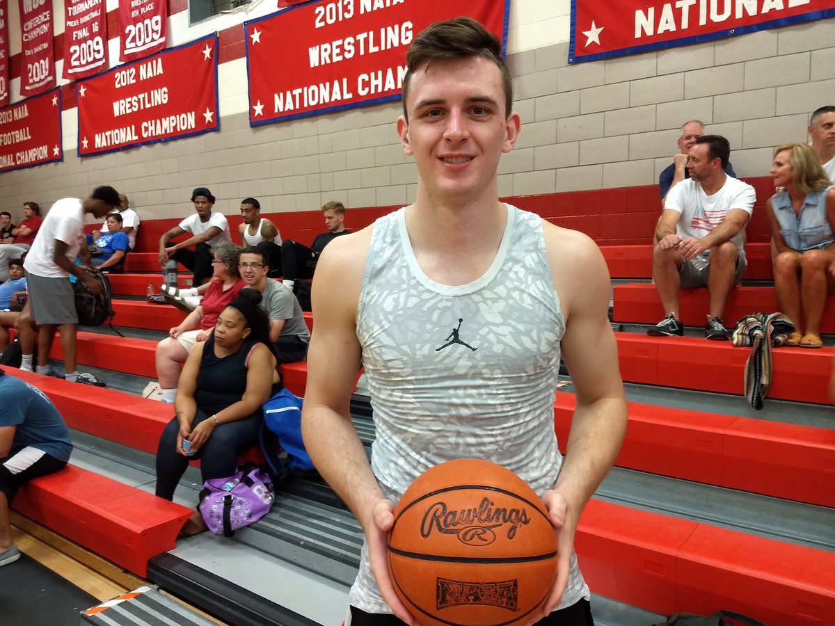 CapCity_League's tweet photo. The big man brings it home! @nickmcglynn35 takes the first ever Cap City Skills Challenge, brought to you by @FergsGarage 

The @DrakeBulldogsMB forward comes from behind in the finals to top @ReedDollazTMG and complete the championship run! https://t.co/kzBnJYTe3G
