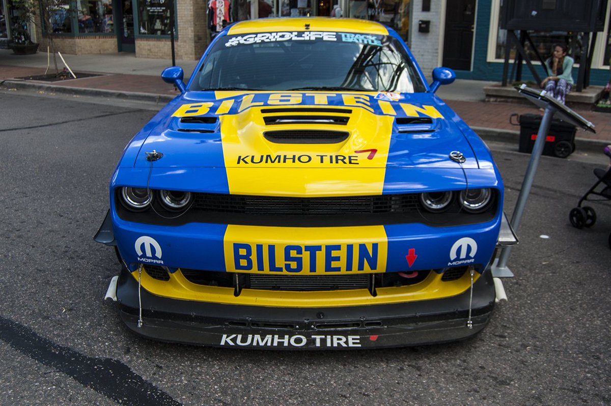 Dodge's tweet photo. The Brotherhood of Muscle kicks into high gear at the Mopar Big Block Party. #MoParty https://t.co/acjRT1kXth
