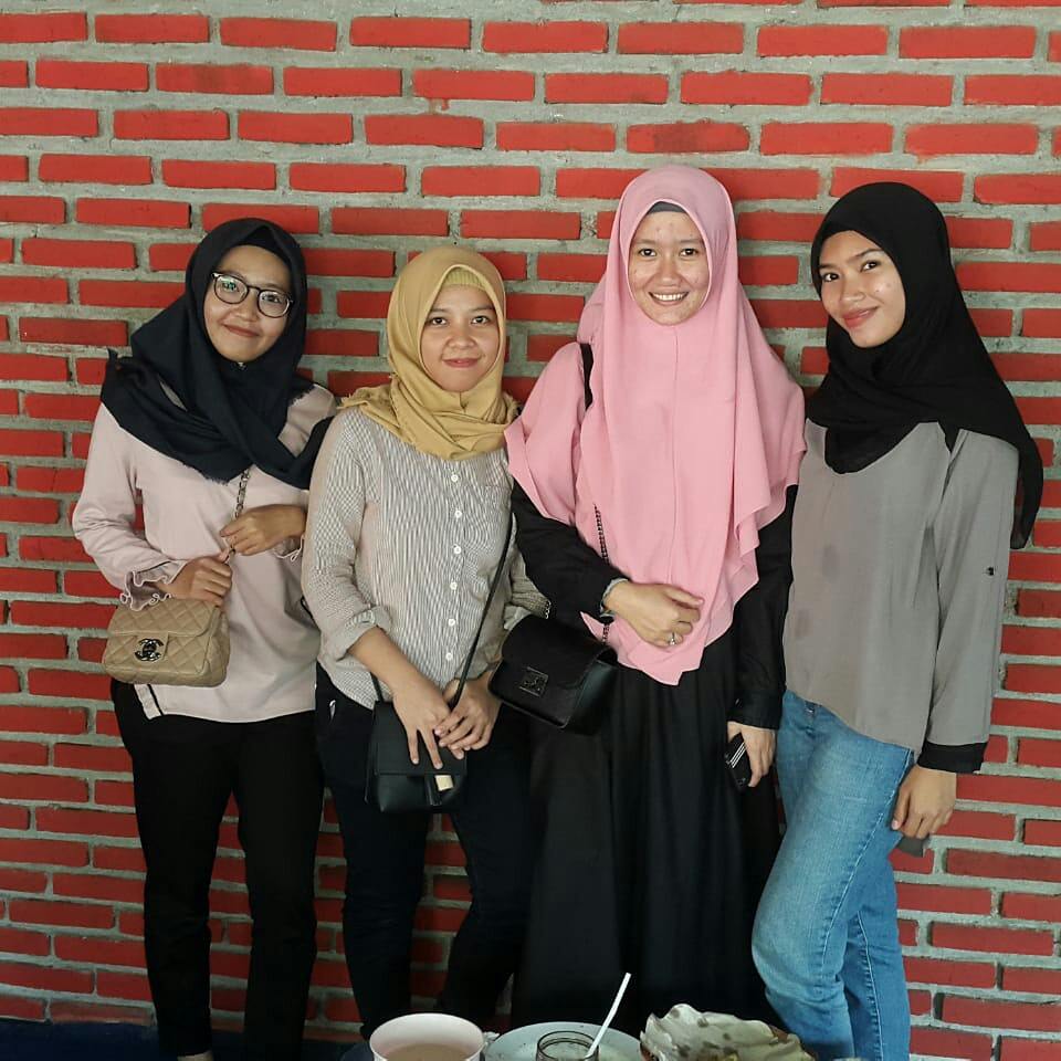 imamwanto's tweet photo. @nurulioyo Udah tak bilangin kok...
itu lho anak2nya https://t.co/LOxXNZdEyn