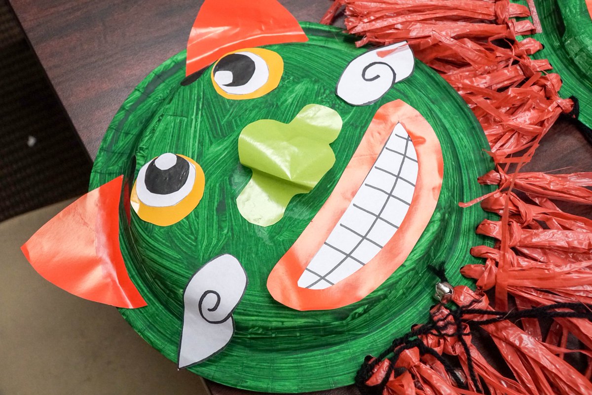 YinJouWu's tweet photo. This week learned about the most famous performance in Asia "The lion dance", students us the paper plate and plastic rope to make the lion mask, the higher level students use the carton to make bigger one, they decorated very intention. https://t.co/8vnK8R2x9P