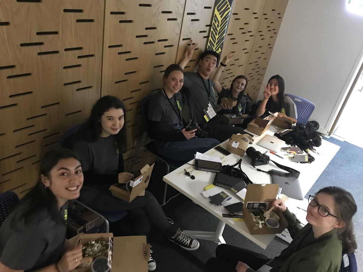 uxhomegrown's tweet photo. We love our volunteers. #uxhomegrown https://t.co/cMWXx9QI71