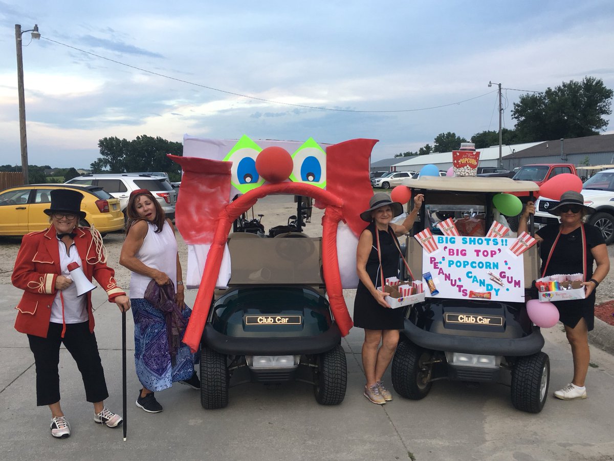 IndianTrailsCC's tweet photo. Ladies FUN Night 2K18 is in the books! Great turnout for a tradition unlike any other! #CircusTheme #LiveMusic #FUN https://t.co/Vjx7Duqhvs