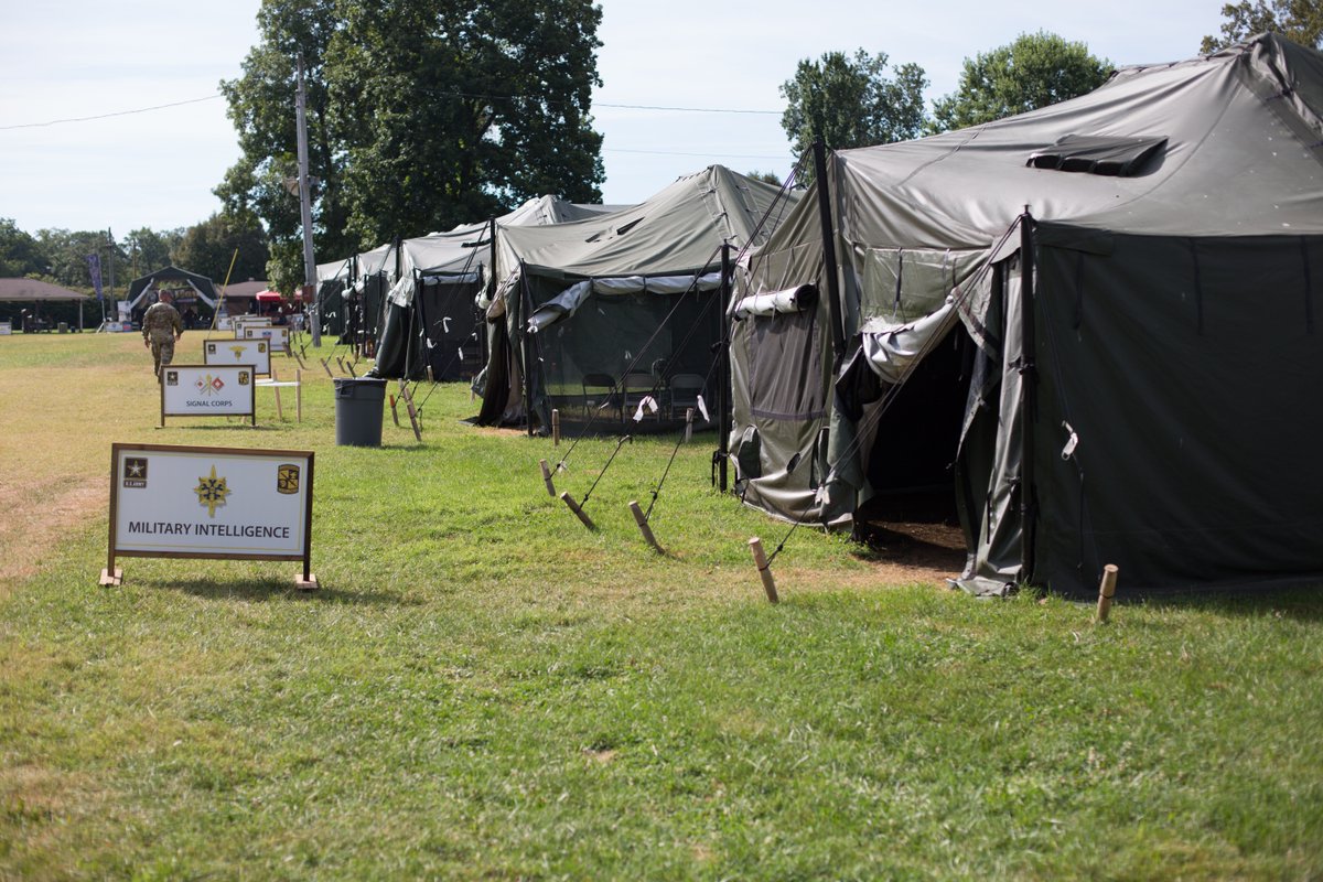 ArmyROTC's tweet image. Cadets for 5th Regt., Basic Camp pondered some life decisions today at Branch Orientation. Read about their experience here: bit.ly/2JCLg4M
Article by Dustin Massengill
#armyrotccst #armyrotc #cadetcommand