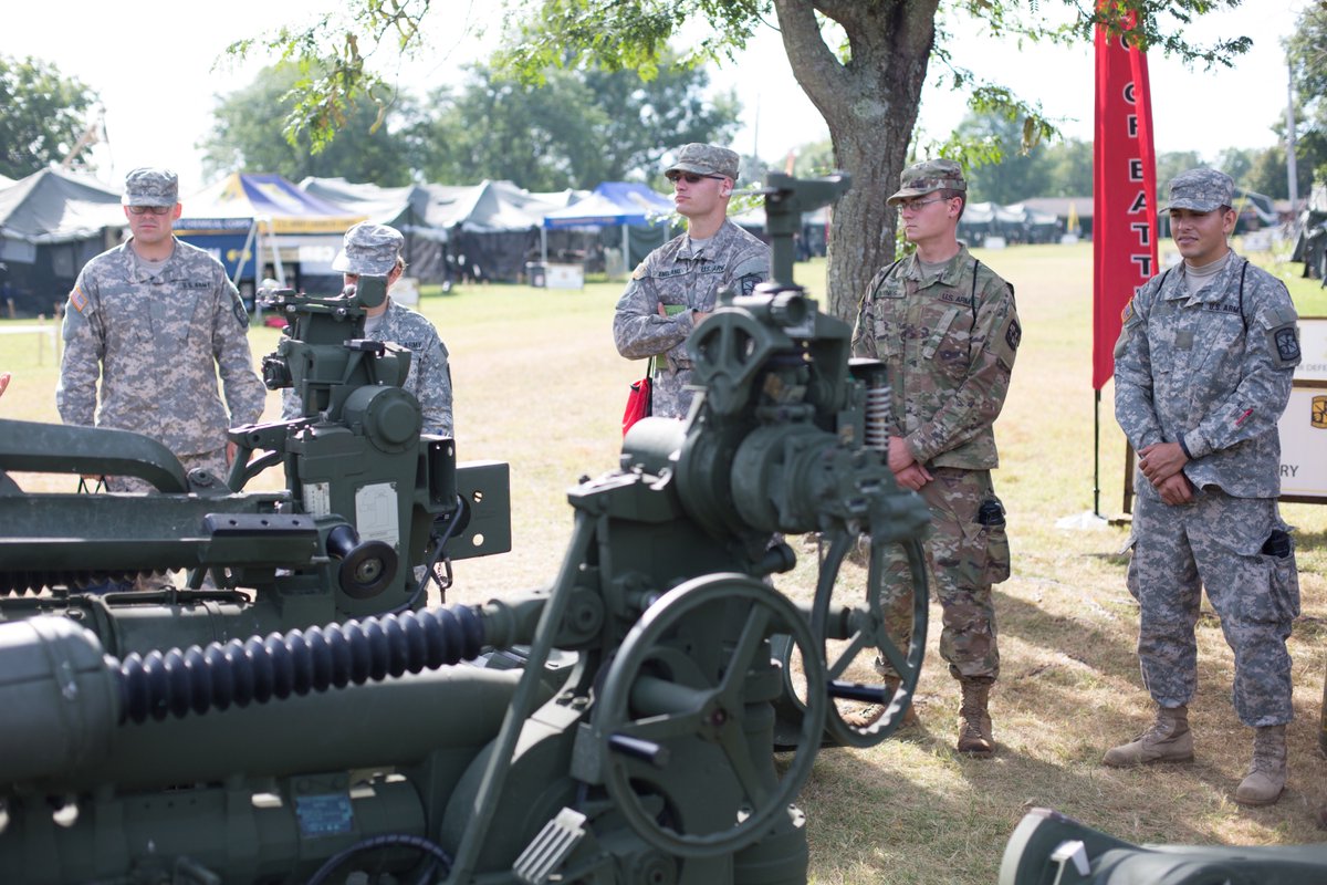 ArmyROTC's tweet image. Cadets for 5th Regt., Basic Camp pondered some life decisions today at Branch Orientation. Read about their experience here: bit.ly/2JCLg4M
Article by Dustin Massengill
#armyrotccst #armyrotc #cadetcommand