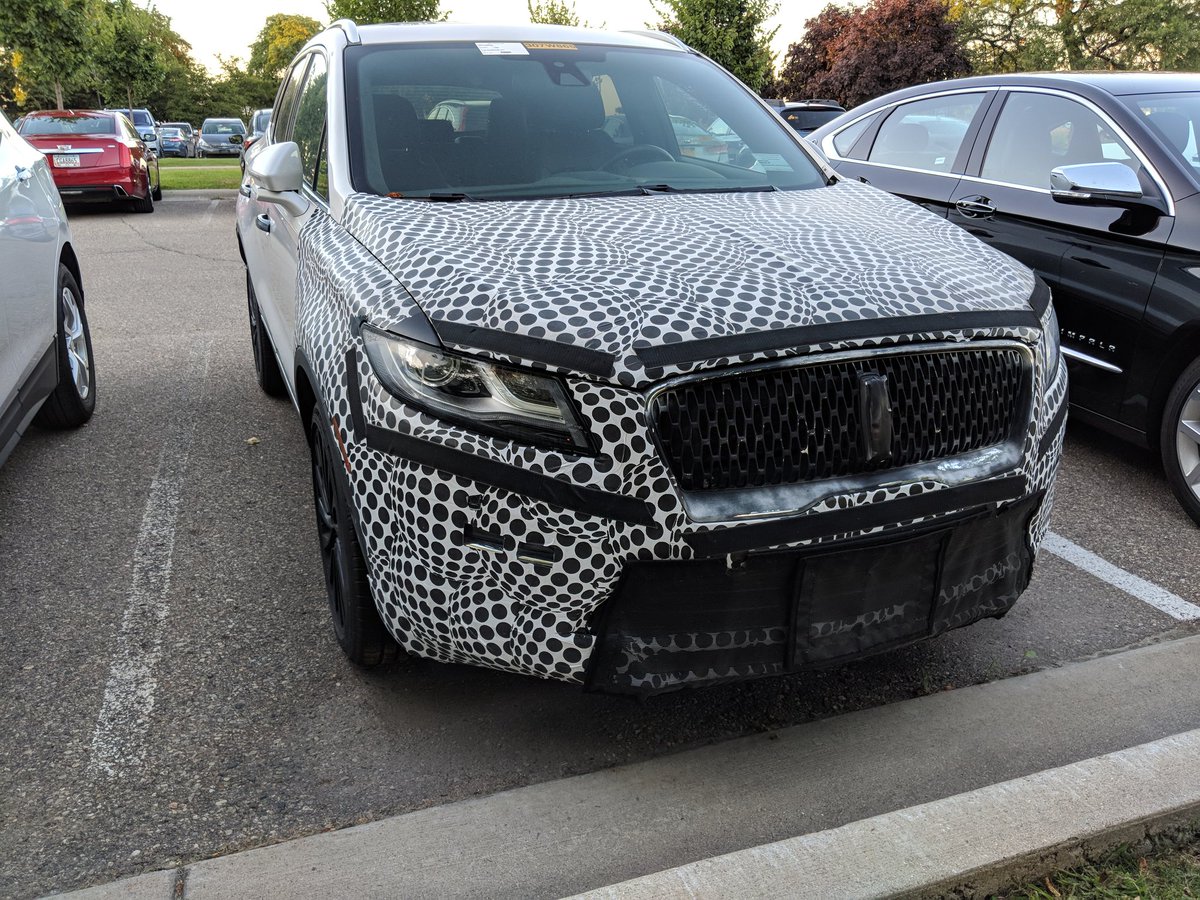 robyroad's tweet photo. One of the cool parts of being in Detroit is seeing camo'ed prototypes roaming around. I believe this is a new Lincoln. Saw a camo mustang being towed this morning. #spyshot #lincoln https://t.co/mukwfY2kkE