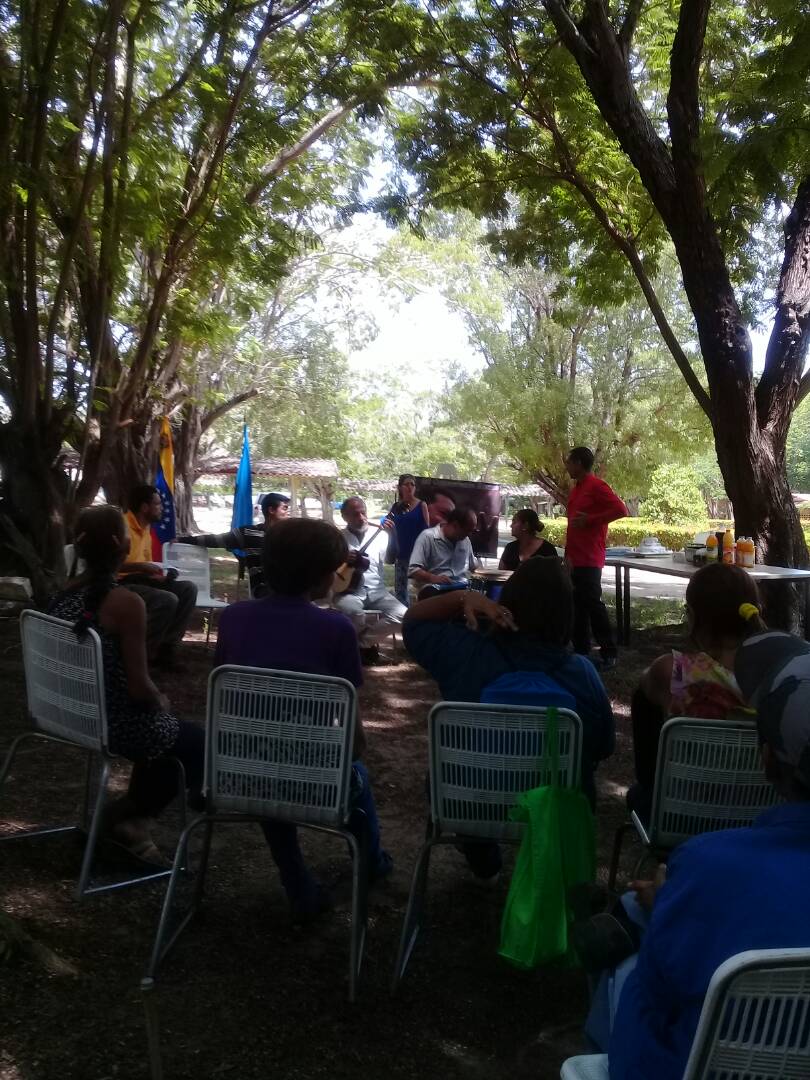 DeportesUBV's tweet photo. Durante esta semana se han desarrollado diversas actividades deportivas en #UBVZulia para celebrar el aniversario de #UBV15Años. Fútbol sala, ajedrez, tenis de mesa, conversatorios. @ubv @CesarTrompiz @prensaccs_ubv https://t.co/Z7CU57KRZ5