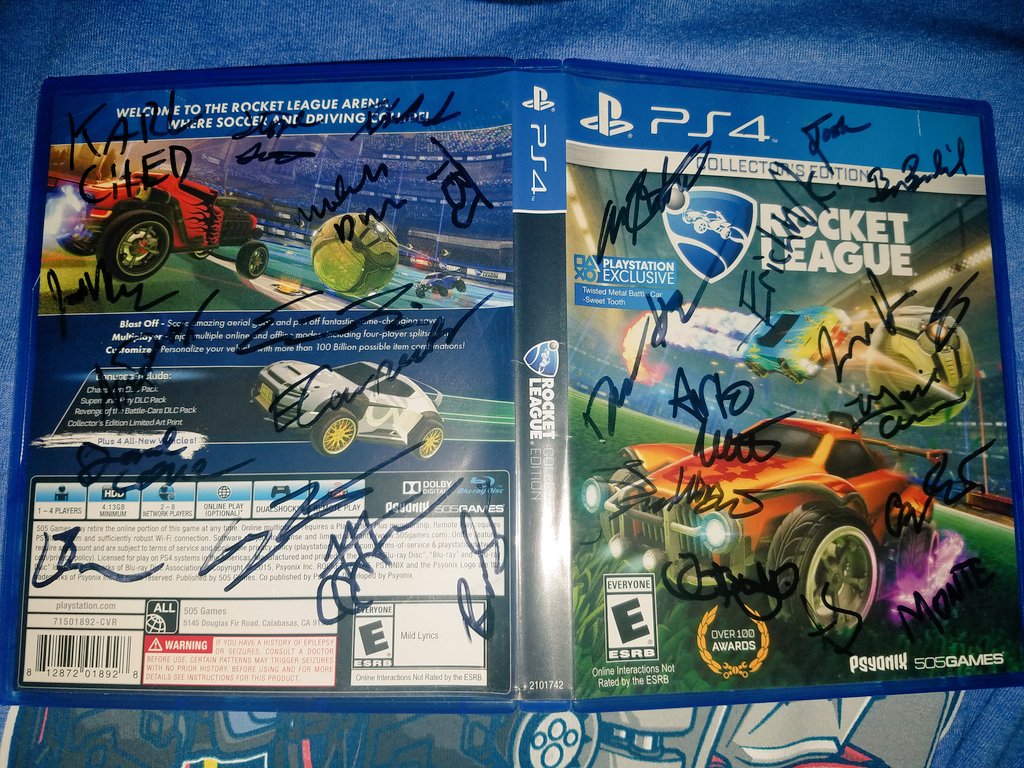 DiZTORDiD's tweet photo. All these pics of #RL3B are taking me back to #RLCSWC3. @PsyonixStudios is such an amazing group of people who throw some pretty awesome parties! The @RocketLeague community is one of the best! #rocketleague https://t.co/kNWScBfqSW