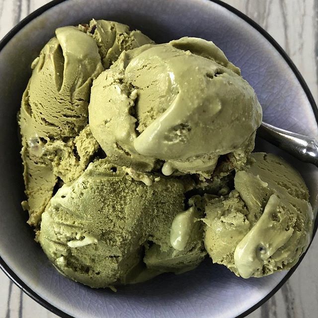 Mrgreen_tea's tweet photo. we followed our heart and it led us to the freezer #mrgreentea #nationalicecreammonth https://t.co/xSF7i7CdI9 https://t.co/haF39cg4E1