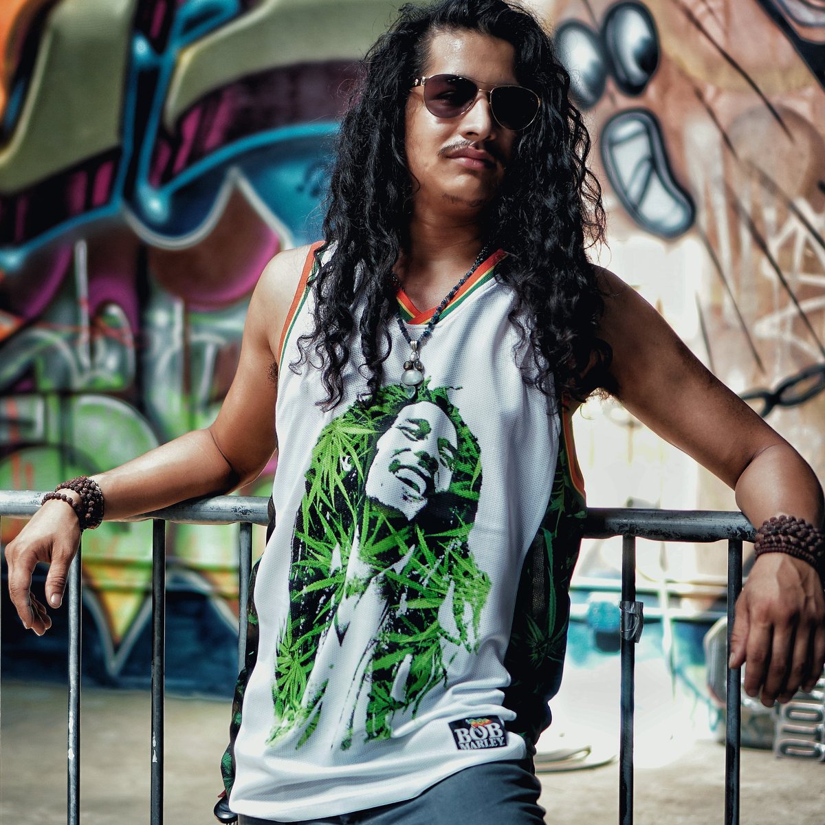 RastaEmpire's tweet photo. Stay cool in the summer months with the Bob Marley Leaves Basketball Jersey. Go to https://t.co/rlKQhdmWUf, SKU #: ZRBM2018.

#rastaempire #rasta #reggae #bobmarley #legend #music #fashion #apparel #style #summer #tanktop #beach #beachwear #jersey #marijuana #cannabis #weed https://t.co/sUrNXv2UEs