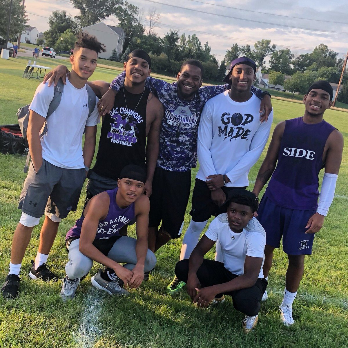 ItsKdot's tweet image. Like some savage sharks we out for blood this season! #GoPirates #DBunit