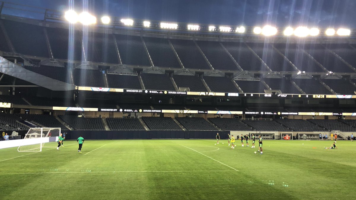 ThisIsBaseball's tweet image. Thank you @ManCity and @ChicagoMCFC for the opportunity to see the closed training session at Solider Field!