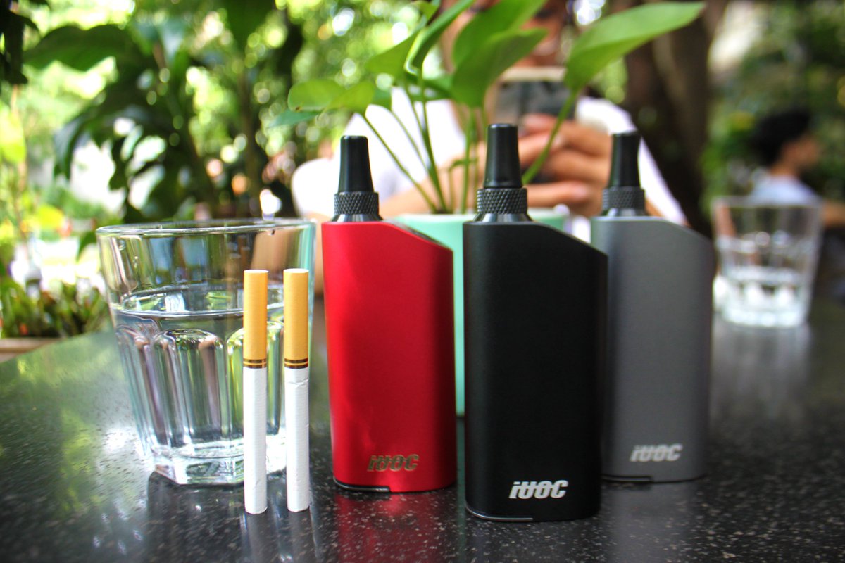 IUOCTECH1's tweet photo. Yay,it's friday! Using IUOC to smoke,release your pressure,then enjoy relaxing weekend~
IUOC,smoking without fire、ash and smelly second-hand smoke! You'll love it!
#heatnotburn #iqos #electroniccigarette #ecigar #iuoc #iuoctech
#iqos #iqosfriends #China https://t.co/SzuShGirp7