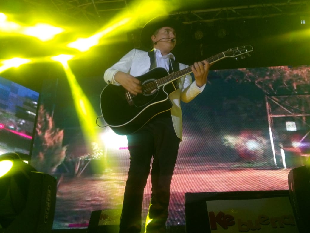 kebuenaoficial's tweet photo. Los @_plebesoficial en el #RanchoFest de la https://t.co/MQhXubiOFv https://t.co/WJdm5NnMN7