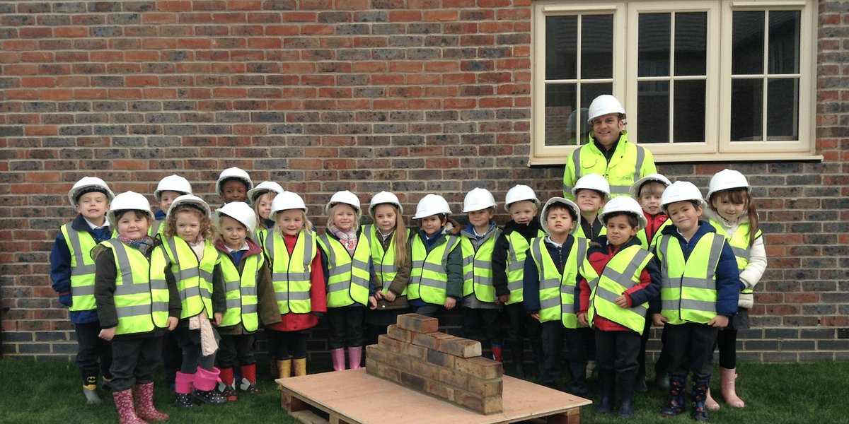 We've welcomed some lovely pupils this year from <a href="/BringhurstPri/">Bringhurst Primary</a> &amp; <a href="/SJMSchool/">Sir John Moore Primary School</a> to our sites at Stokes Rise and Oak View to talk about safety and construction. We hope you all enjoy the summer holidays and all the best for all the Year Six leavers! #schoolsout #throwback #sitesafety