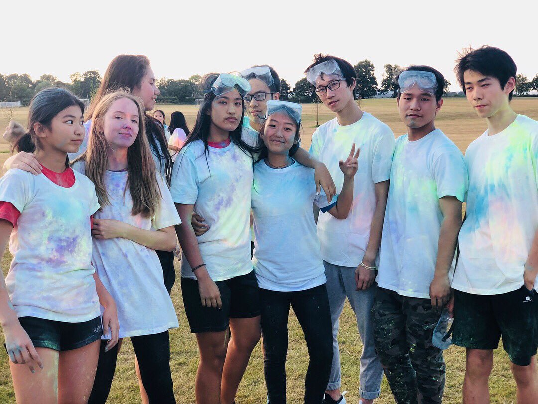 carl92xu's tweet photo. #colorrun #friends #concordsummer #concordcollege #white #tshirt #color #fun #colorful #colors #portrait #goggles #cool #shrewsbury #england #uk #英格兰 #英国 https://t.co/jls8YLWQw5