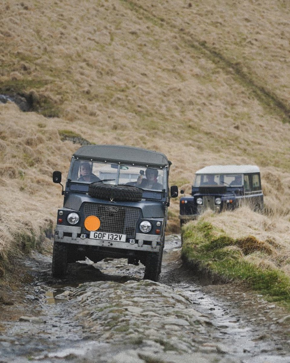 landroverpa's tweet photo. more pix from my time with @classiclandrovermagazine &amp; Co in Wales
By @landroverpa
#Serieslandrover #Discovery3 #LR3 #Discovery #landroverdiscovery #landroverphotoalbum #Oldrovers #inkyenston #4x4 #offroad #landroverevolved #LandRover70Years #classiclandrovermagazine #CLRM https://t.co/KjpvB0XXuJ