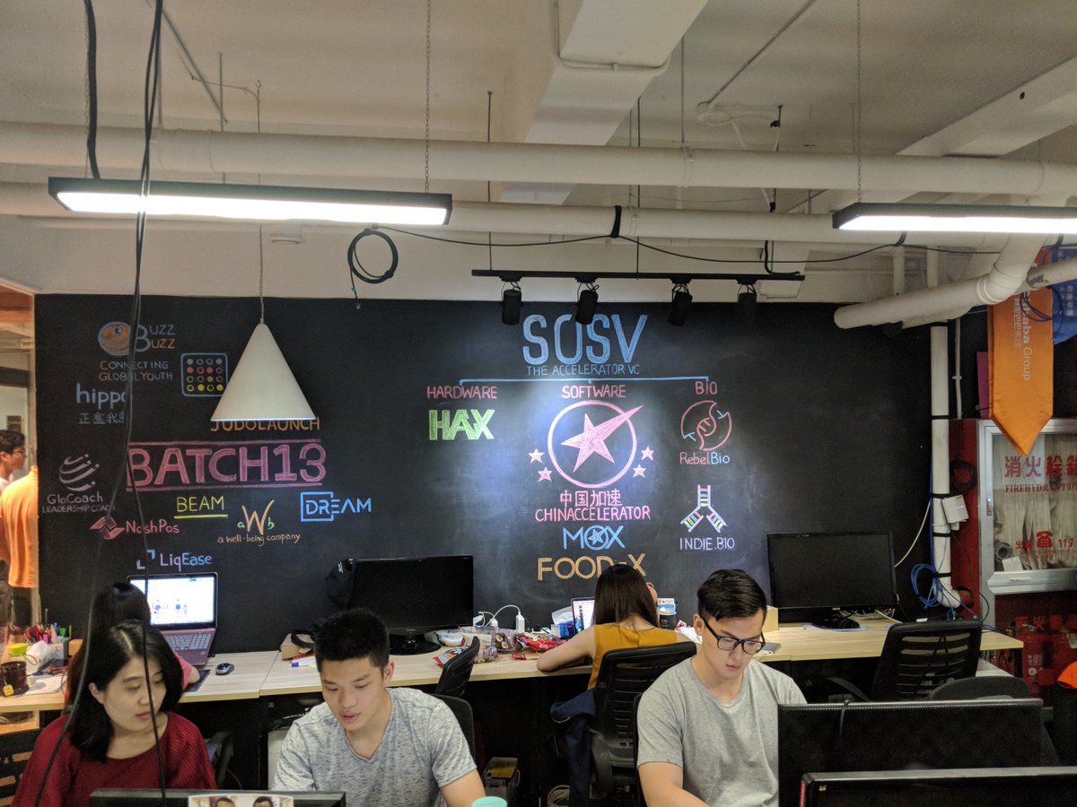 NVIFlinders's tweet photo. Matt visited #ChinaAccelerator - the largest in Asia!
We discussed the possibility of connections for NVI startups as well as exciting prospects for students returning to Shanghai after studying at Flinders 💡 https://t.co/pkbeIsKI7O