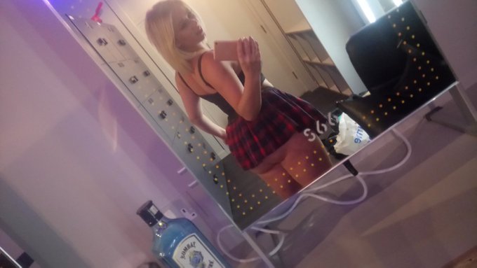 Call me boys 💋 I'm bk live in just 10 mins time on @S66TV https://t.co/PISIhjGp22<a href="/tag/cutie"class="tags"><span>#cutie</span></a><a href="/tag/fantasy"class="tags"><span>#fantasy</span></a><a href="/tag/spoilme"class="tags"><span>#spoilme</span></a><a href="/tag/blondehairblueeyes"class="tags"><span>#blondehairblueeyes</span></a><a href="/tag/fanpage"class="tags"><span>#fanpage</span></a>