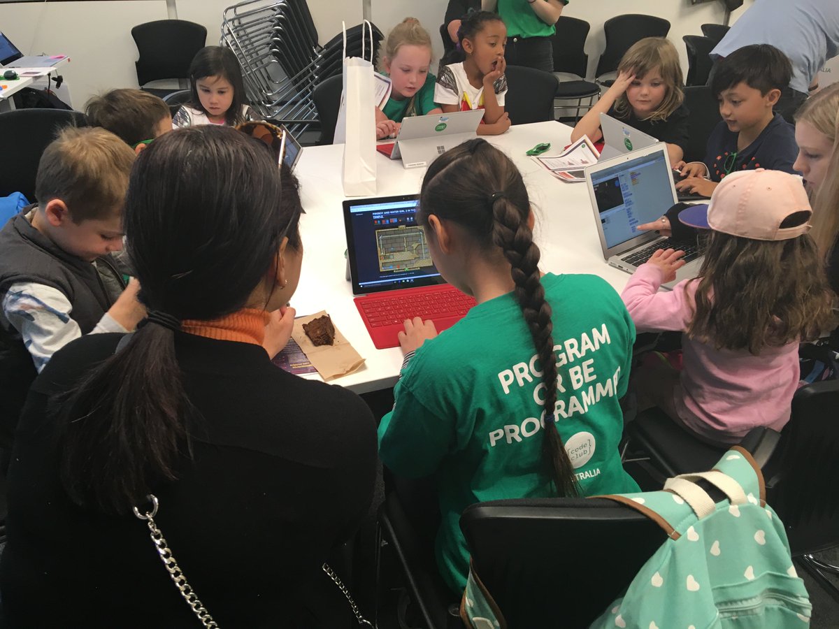 louiseadele's tweet photo. What a brilliant morning we had today at #Moonhack 2018! Thank you to all involved. I extend my thanks to our founding partners, #telstra foundation and a big shout out to Mission Control - #tankstreamlabs. Mission Moonhack Sydney Over and Out 🚀🚀🚀 https://t.co/xaA59faenh