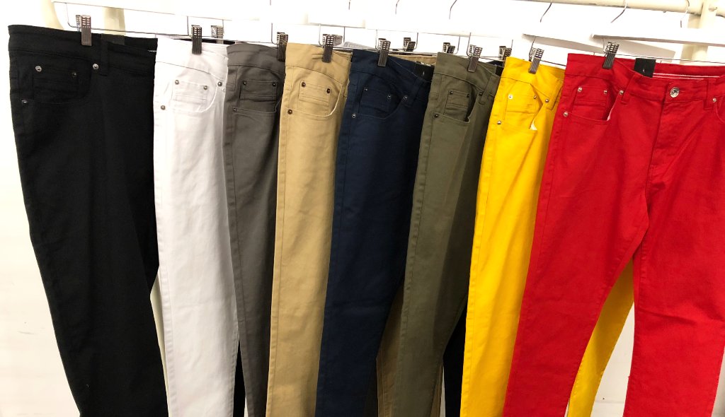 AAO_USA's tweet photo. colors can make or break your fit!
.
.
.
#shopaao #shop #shopping #aao #style #inspo #fashion #like4like #shirt #pants #joggers #mensfashion #womensfashion #awesome #colors #jeans https://t.co/lpZRfiqjLf
