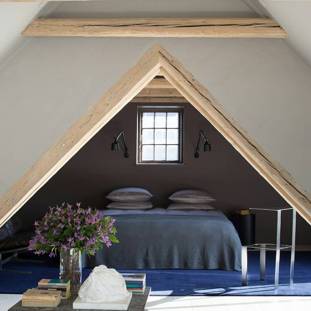 Hotel chain owned by Denmark furniture factory VIPP in #loft style
#loftdesign #loftinterior #designinterior #designideas #interiores #interiordesign