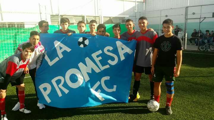 promesa_fc_'s tweet photo. PROMESA MI BUEN AMIGO🎶💙💙

NO SOMOS SOLO UN EQUIPO DE FÚTBOL DE BARRIO, SOMOS LOS MEJORES AMIGOS💪

#FelizDiaDelAmigo. #VamosPromesa https://t.co/qbH7LmtLF8