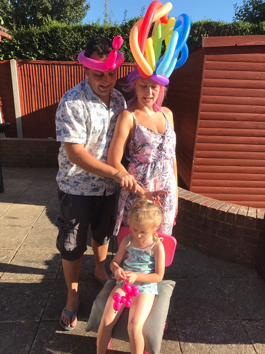 CMarieMagic's tweet image. Balloon art CMx