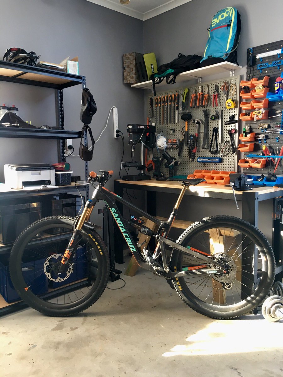 chrisgoh's tweet photo. #santacruzbicycles #santacruzhightower https://t.co/hkZbyJfjFy