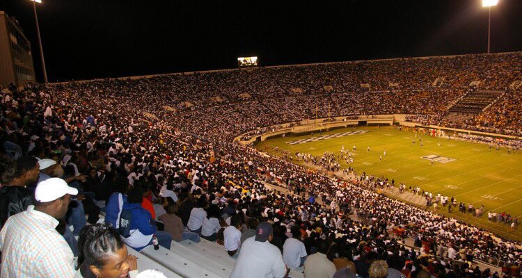 King William III tweet media