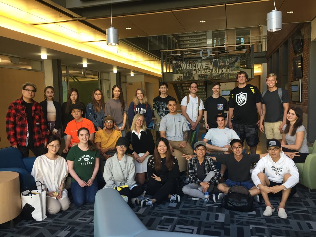 BeKnownTrusted's tweet photo. Hats off 🎩🎩to my J350 summer session students for their thoughtful class discussions and diligent work creating some impressive PR plans!👏👏😋👏👏👏@UOsojc @UOPRSSA #lifeasajstudent https://t.co/nKhJnZh1DQ