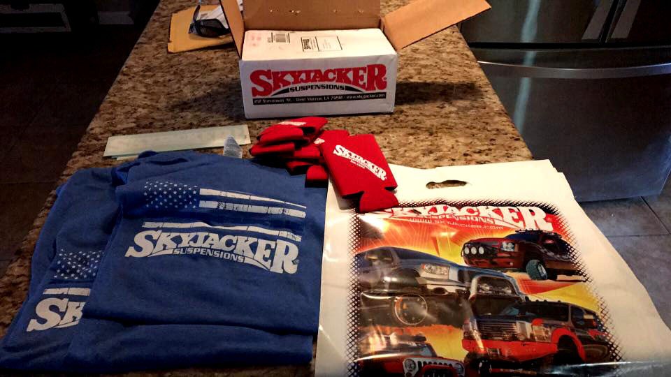 TucsonJeeps520's tweet photo. Back the Blue 2018 Sponsor Skyjacker® Suspensions #jeepmafia https://t.co/T4A6cDKXFe https://t.co/iuVdWehzmZ