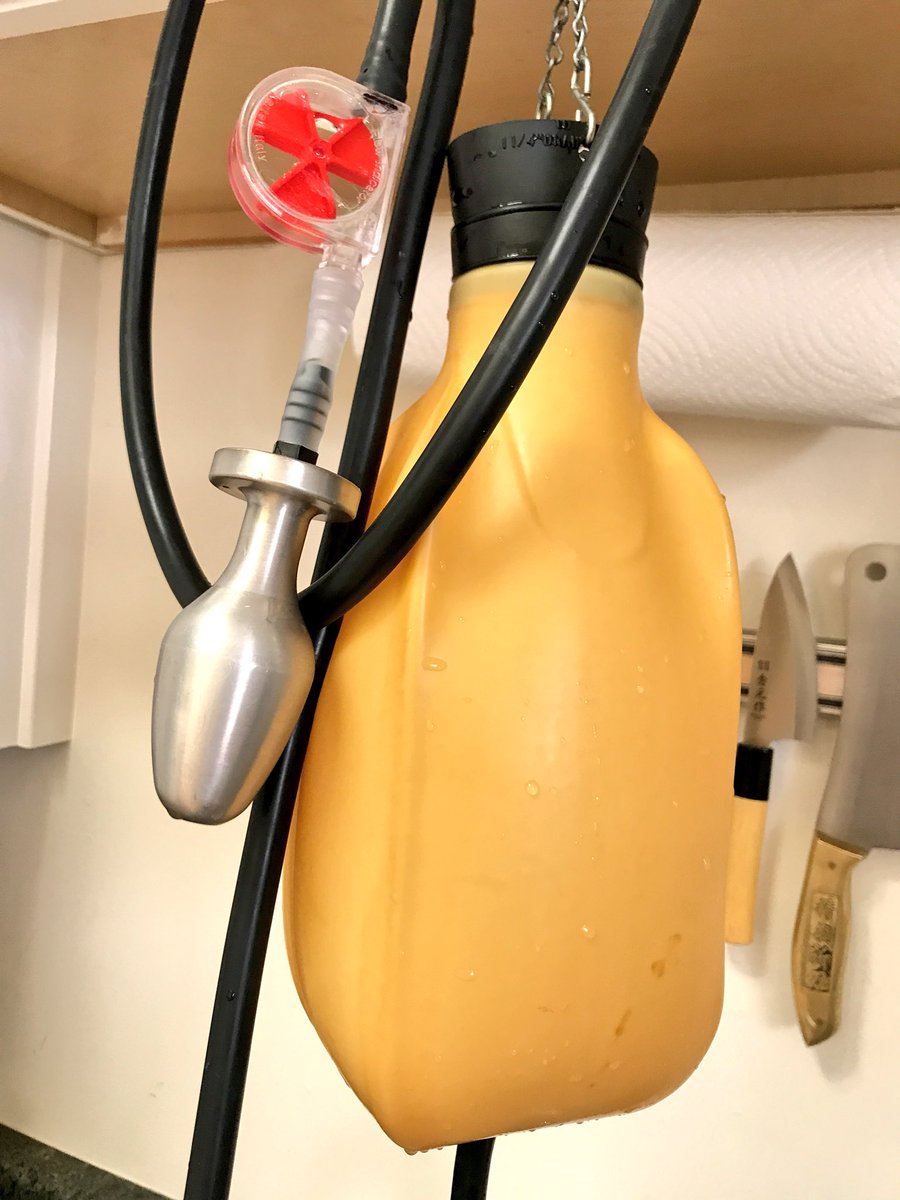 EliseGraves's tweet photo. #enema time 😉 https://t.co/SbH2fLXuvp