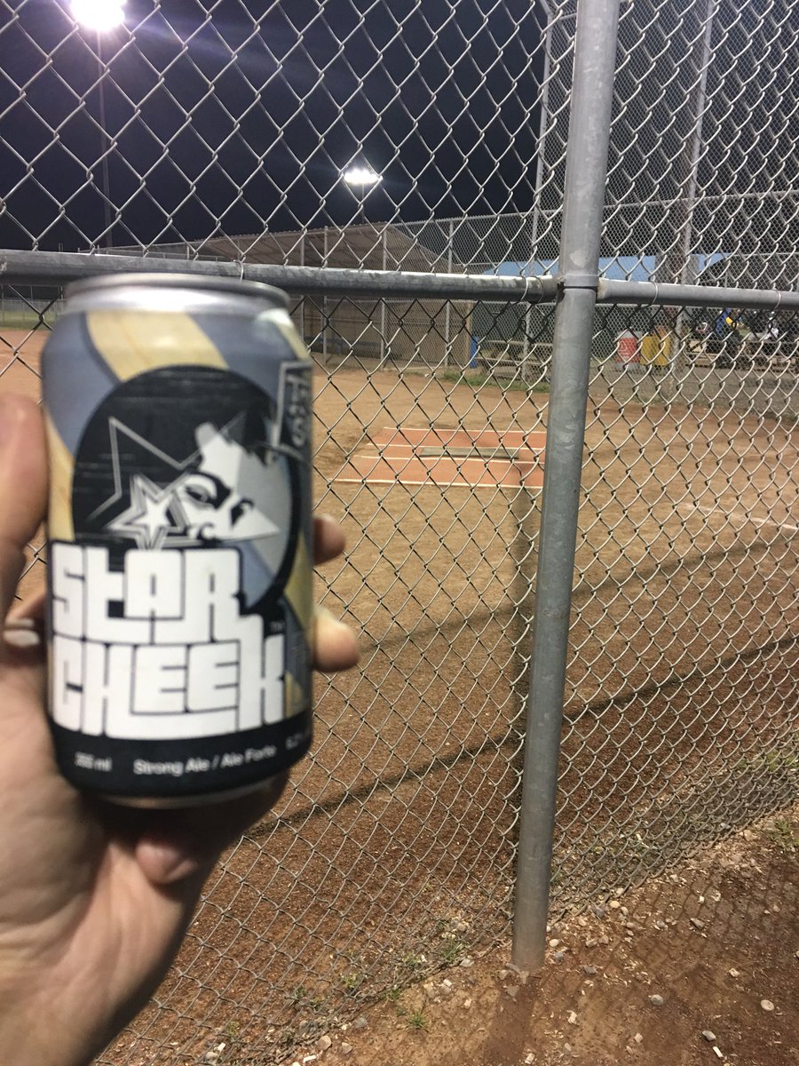 Canadiandutch's tweet photo. Thursday’s are a great night when you get to drink #Starcheek and #PeopleSkills at #JayceePark Thank you @ToolShedBeer for being here for us to enjoy #Slopitch https://t.co/GfYvnLZItU