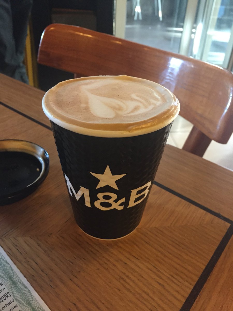 anriesmith's tweet image. Gotta love @TeamVitalitySA #ActiveRewards @rooijellie I’m sorry but it’s a #decaf #cappuccino #onthego #Mugg&amp;amp;Bean ☕️ #FridayTreat