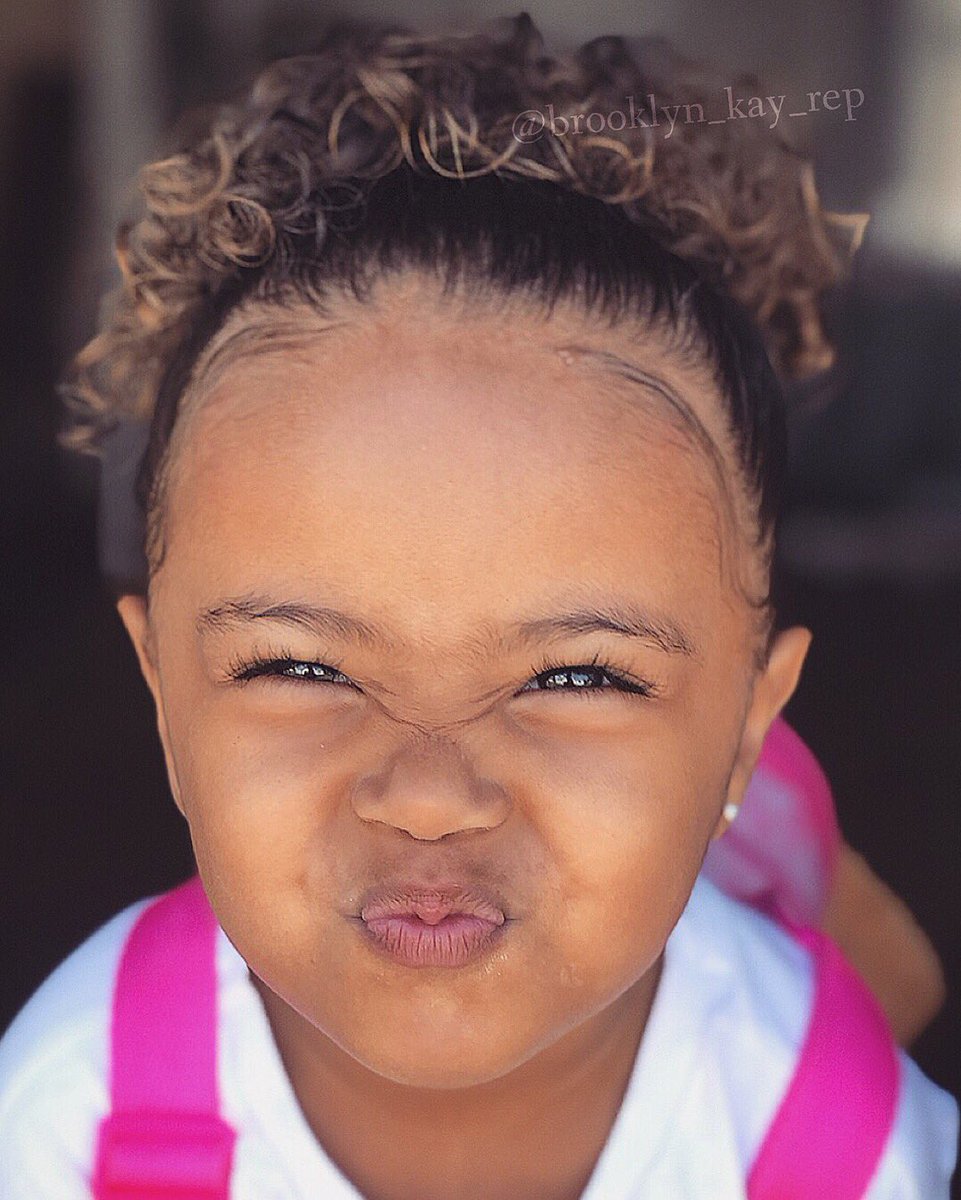 Duck lips is her new fav 💁🏻‍♀️😘💖 #BrooklynKay #share <a href="/MixedRaceBabies/">Mixed Race Babies</a>