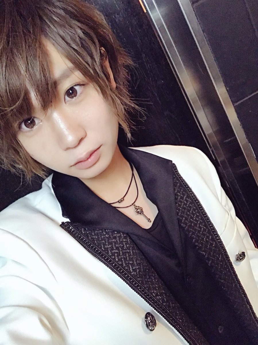 モモコグミカンパニー 俺様グミカンパニーです 男装 1mmでもいいなと思ったらrt