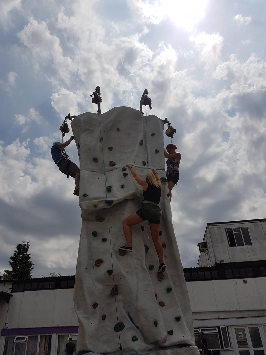 SN2Rltd's tweet photo. Absolutely delighted to assist @Polystream yesterday helping their climbing team scale to new heights !
https://t.co/KVTKP7KaR3 https://t.co/B5FYMSir4U