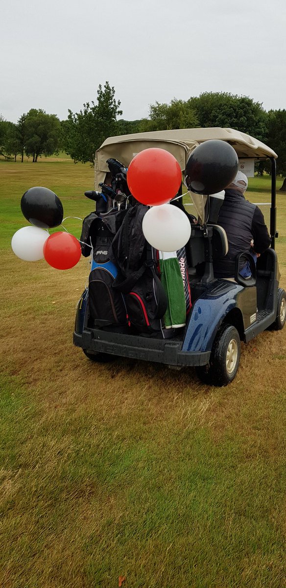 The @WLECFM @elec_west golf day is well under way @LancasterGolfUK. Perfect venue with plenty of Mulligan balloons  ready to be released. All in aid of @BrianHouseCH #topcompany #charity