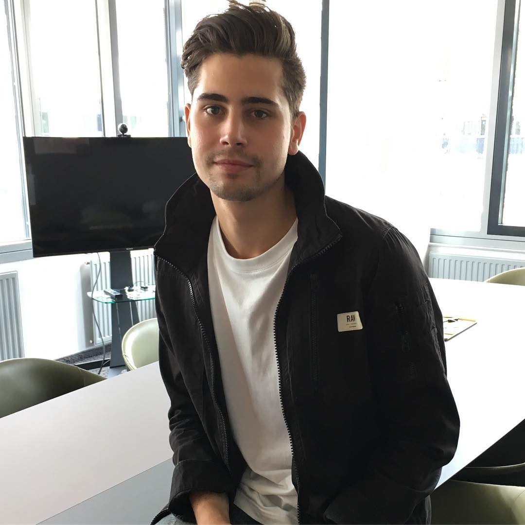 NAVAXcom's tweet image. Unser junge Kollege Julian Schendlinger, der gerade der Lehre entwachsen ist, startete im Juli sein erstes #SocialMedia Projekt auf Facebook und Instagram. Das macht er wirklich gut! #NAVAXPraktikum #NAVAXSummerstory #TeamNAVAX facebook.com/navax.consulti…