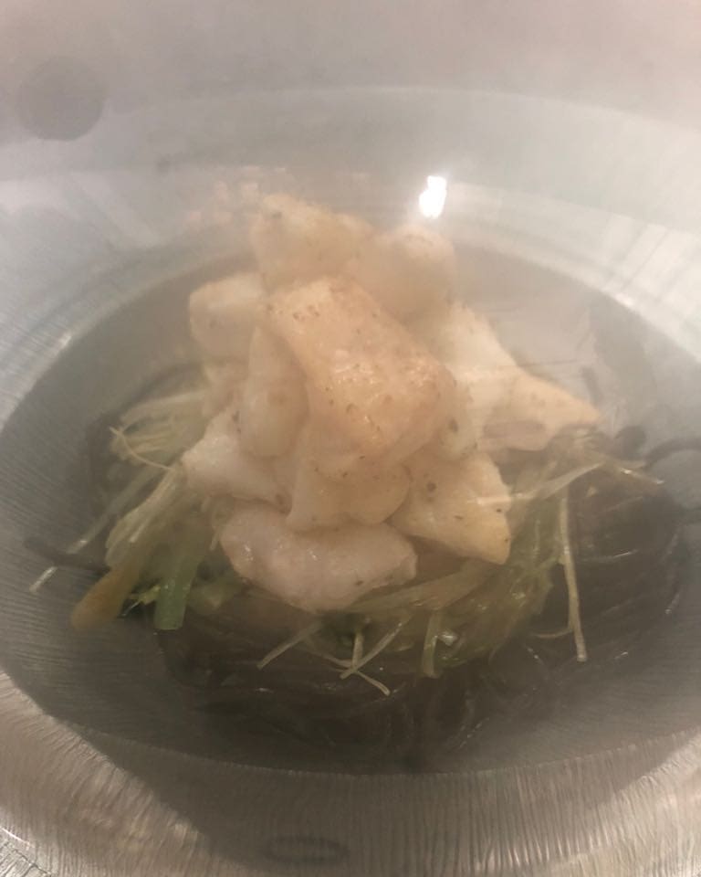 FabioSantanaCM's tweet photo. DESTAPA nuestro #Cherne ahumado con haya, caldo de placton, #noodles de #calamar y algas.

#DiversiónGastronómica en #FabioSantana #CasaMontesdeoca

#ChefFabioSantana
#ChefAbrahamSantana

Calle Montesdeoca, 10 
#Vegueta #LasPalmas

Reservas: 📞 828 91 73 94 https://t.co/VrQ9gab2Ye