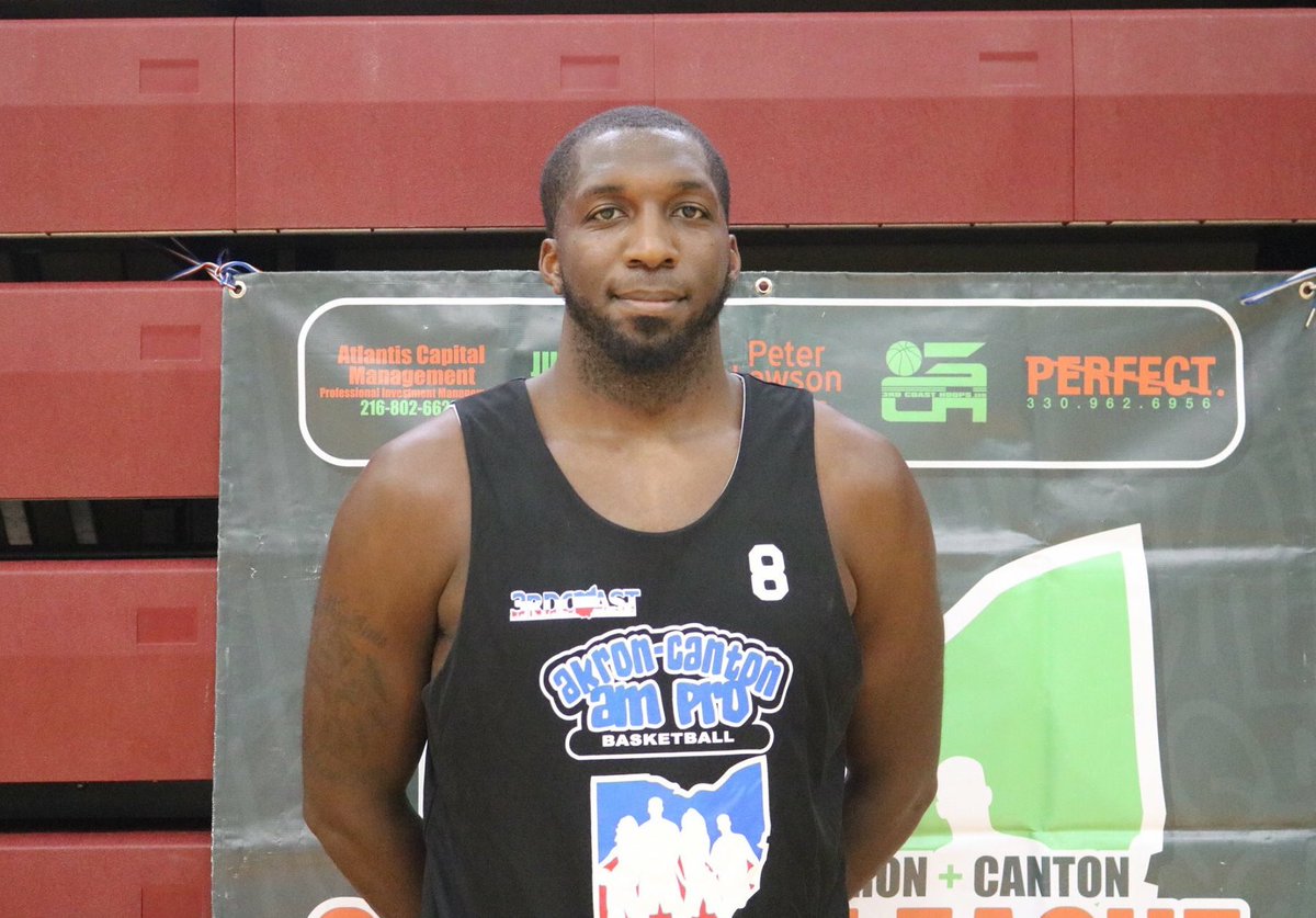 clevelandampro1's tweet photo. Day 7 Game 5 Player Of The Game 
Garrick Sims (European Pro) 18 pts 12
rebs @GSims_31 @lakeeriembk 

#WelcomeToTheAmPro #OverEverything #AkronCantonAmPro #3rdCoastHoops #GrimeySzn #OhioBasketball #Akron #Canton #3sUp #SummerBasketballLeague  #WalshUniversity #Basketball #AmPro https://t.co/nPV7VJ8FLV