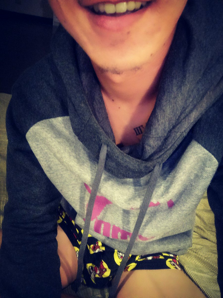 boilitro20's tweet photo. Early Out..😋
#hommeeyy
#coldev https://t.co/frkAuEZR5m