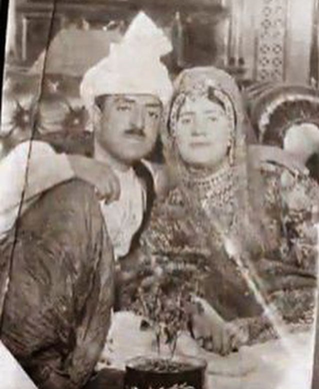 maarjohn_'s tweet image. Super random photo I found of the late #KingAmanullahKhan and #QueenSoraya of #Afghanistan on what looks like their wedding day.