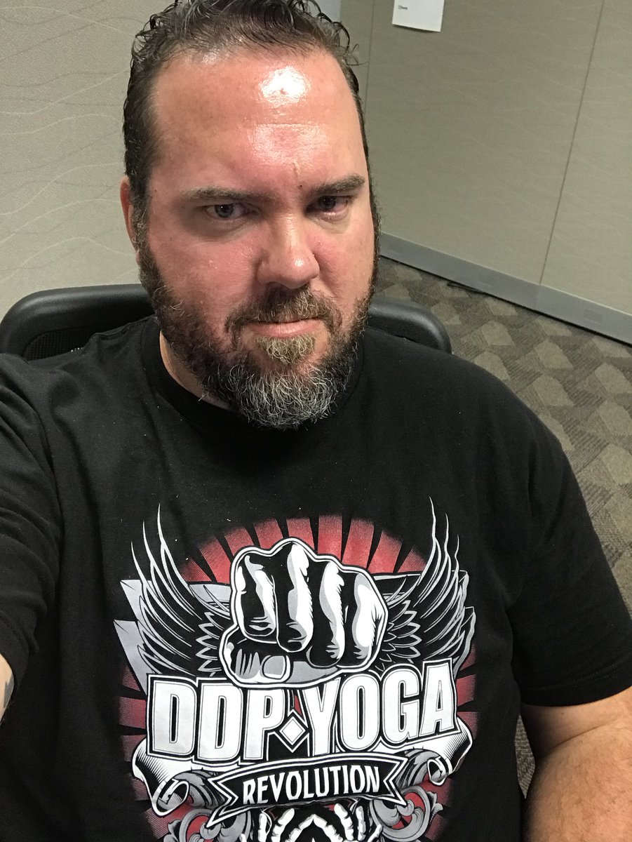 PhilBosch's tweet image. #JoinTheRevolution #DDPYogaWorks @RealDDP @DDPYoga