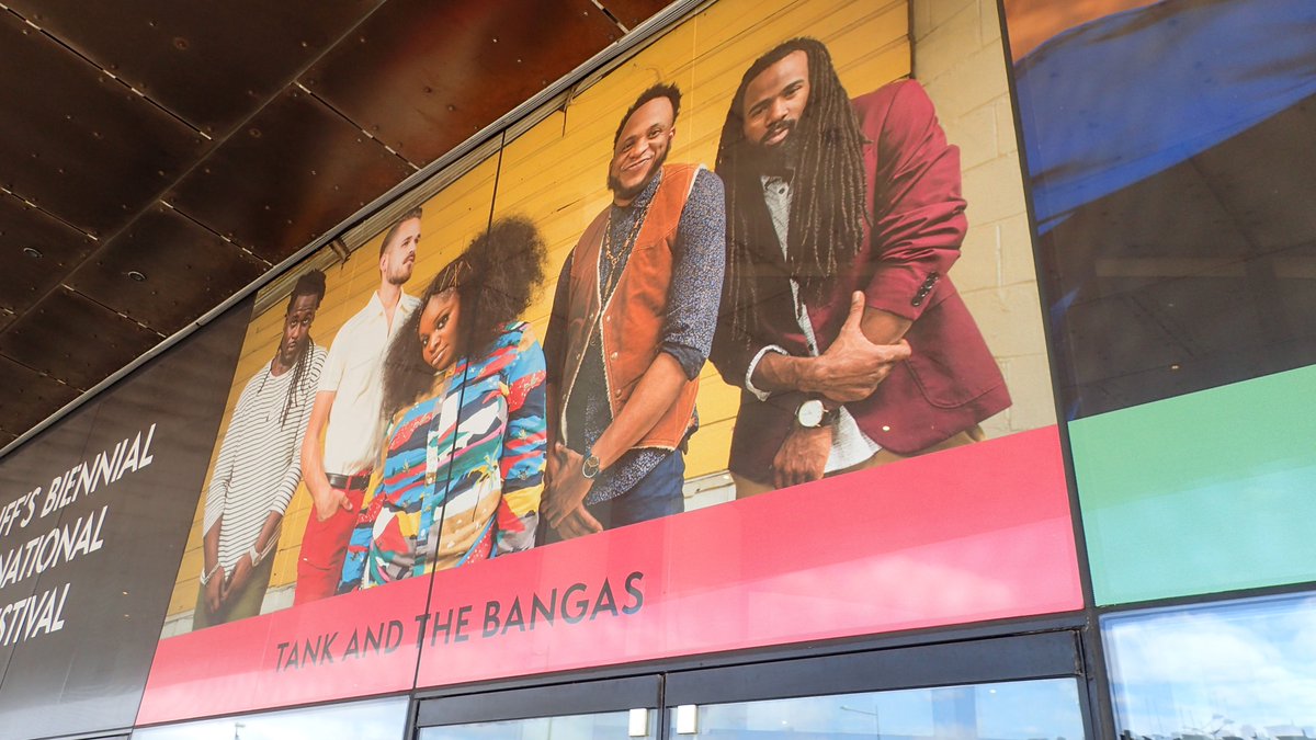 Contra_Vision's tweet photo. Our #applicationoftheweek is by @SemaphoreDis. These high-level graphics at @theCentre ensure views into the foyer area are maintained, while a clear, uninterrupted view out is made possible across the glazing. #transformglass #contravision
https://t.co/i50QAebVOf https://t.co/FivKAGLsMw
